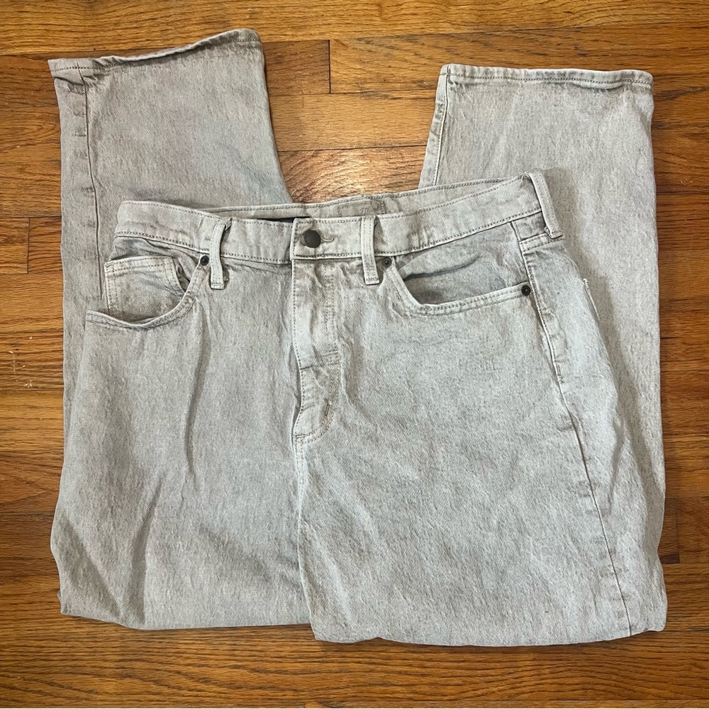 Universal Thread Gray Straight Leg Jeans Faded Denim